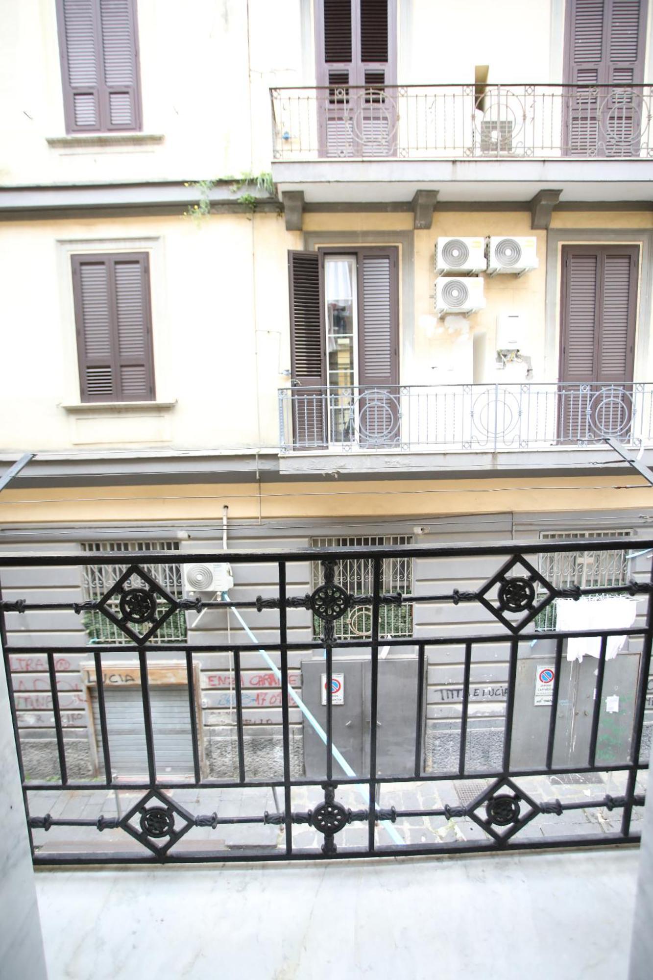 Casa Sulla Nuvola Duomo Centro Storico Di Napoli Apartment Exterior photo